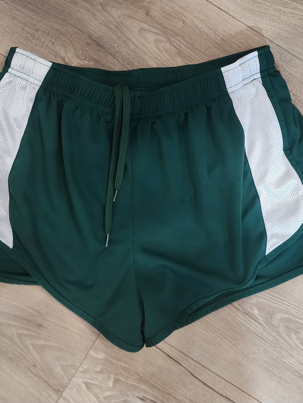 Women's Green Athletic Shorts White Side Panels Size Small Liner
